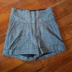 High waisted grey shorts with GIANT POCKETS